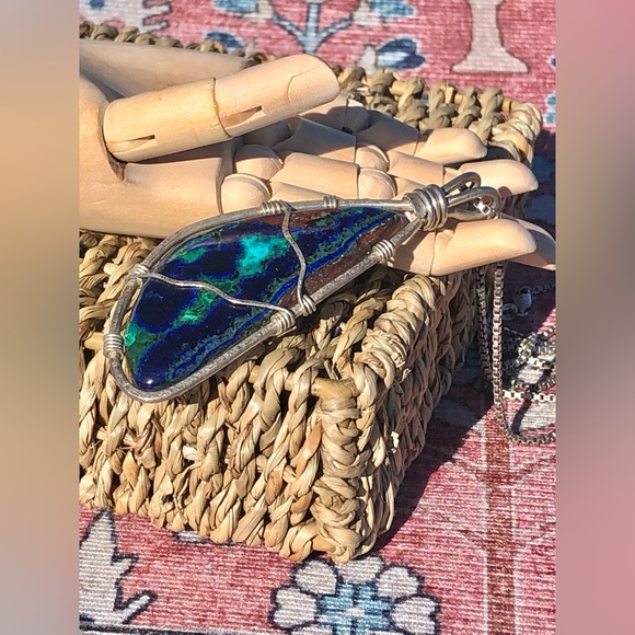 Handcrafted Silver Inlaid Chrysocolla Mineral Necklace - Picture 9 of 14